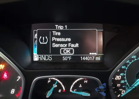 2012 Ford Focus Sel из США, поврежденный, VIN 1FAHP3H20CL219457